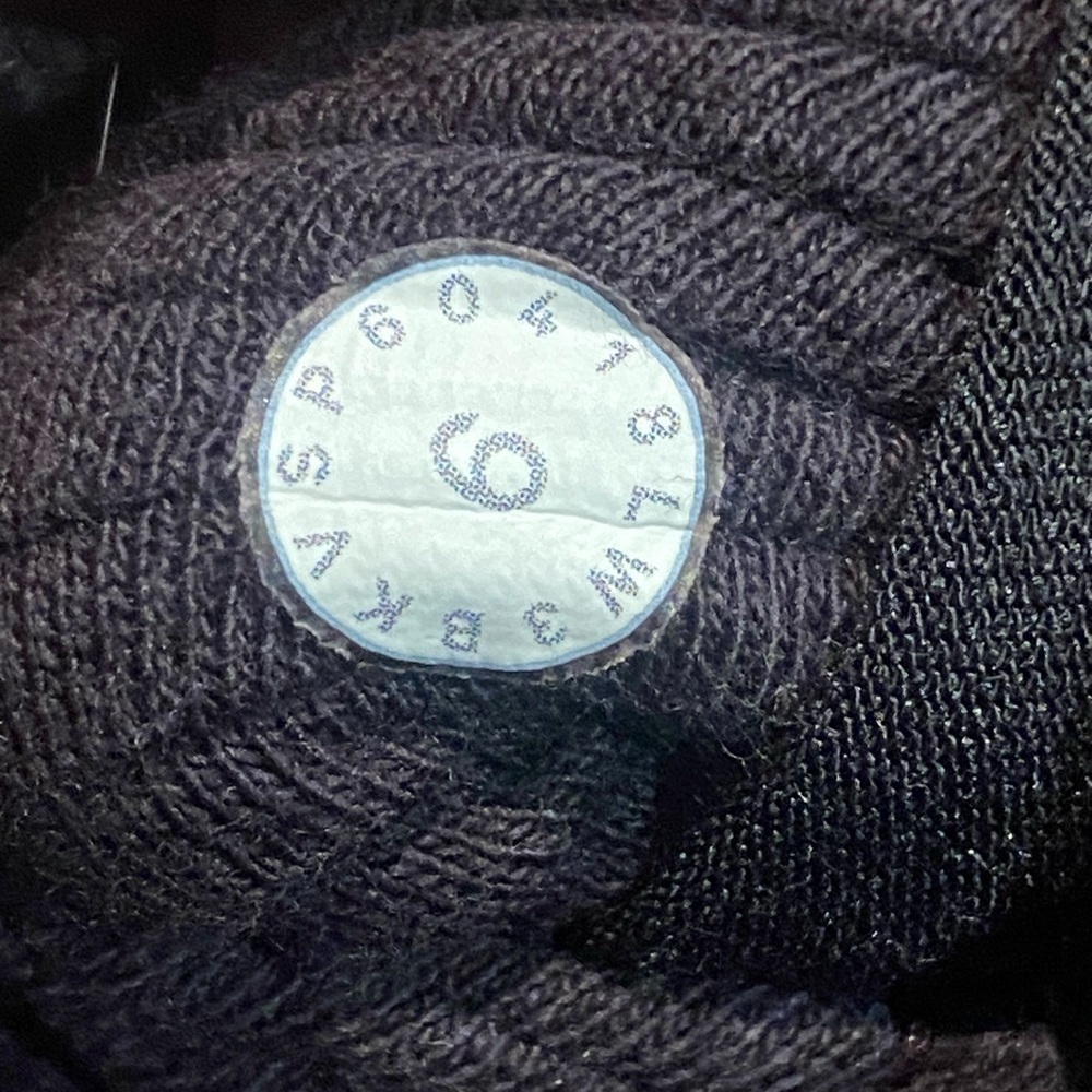 Lululemon On Repeat Mock Neck - Picture 3 of 9